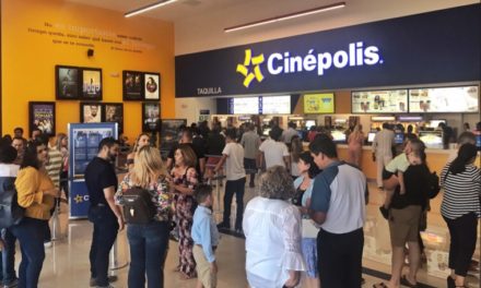 New Movie Theater opens in Rocky Point